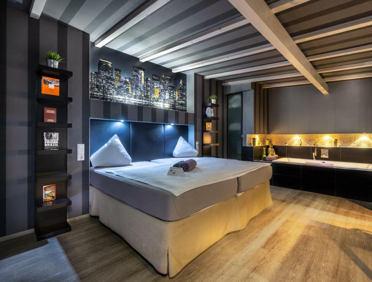 Sl'Otel - Das Stadthotel - Voll Klimatisiert Bernburg Buitenkant foto